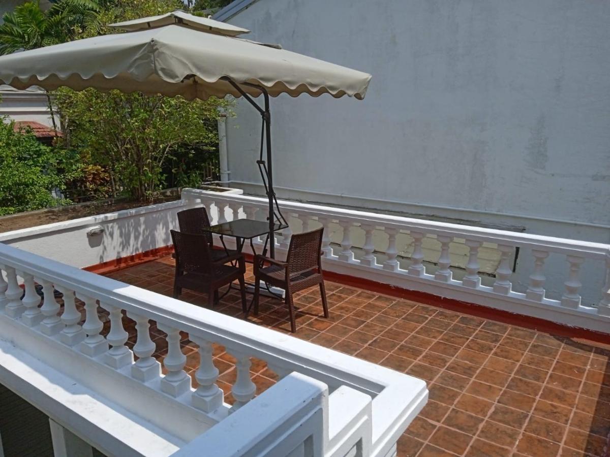 Elegance Oasis, Colombo 3 Hotell Exteriör bild